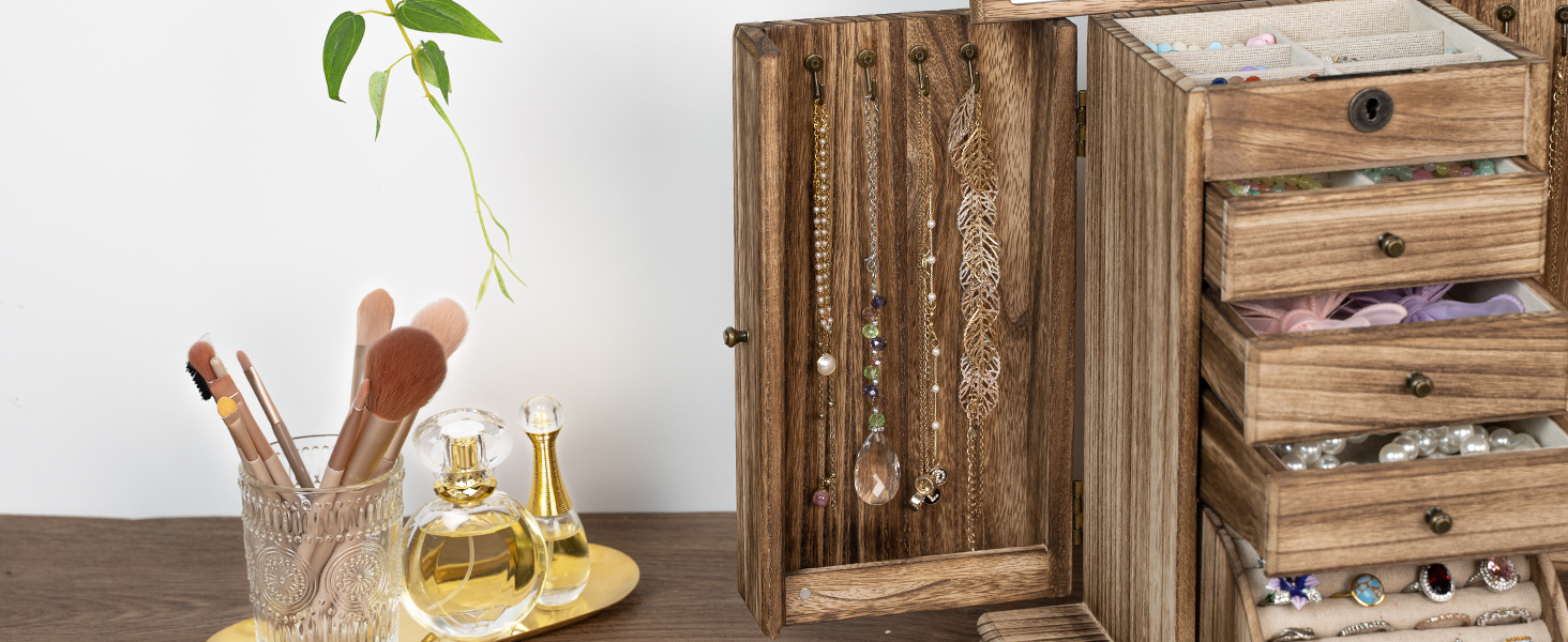 necklace holder product details